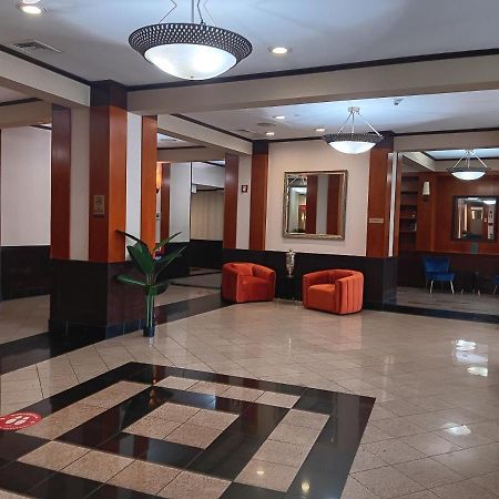 Clarion Hotel & Suites Mount Laurel Exteriér fotografie