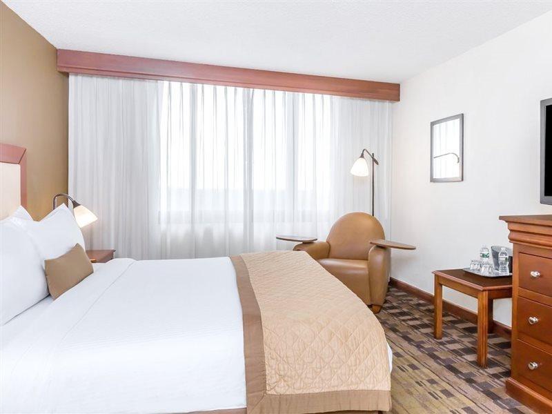 Clarion Hotel & Suites Mount Laurel Exteriér fotografie