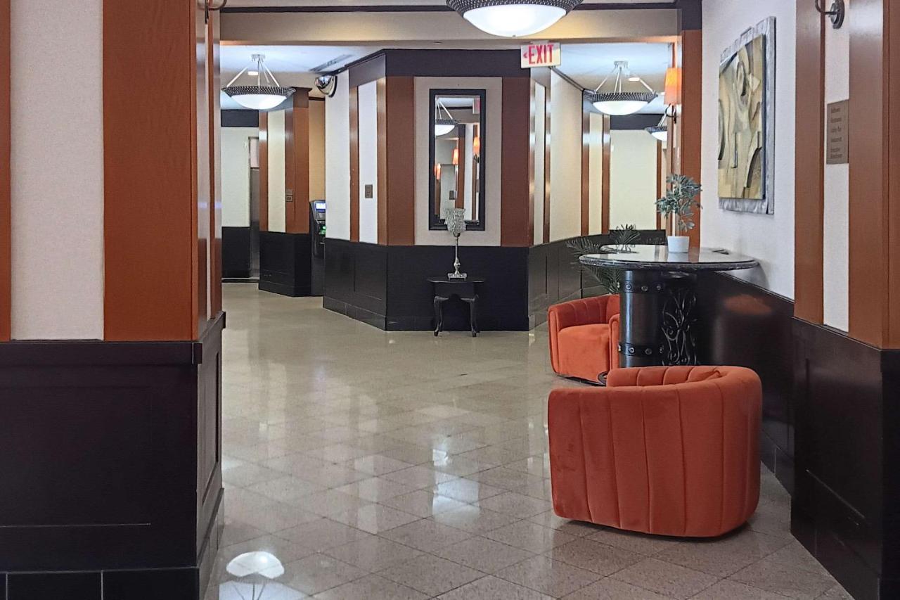 Clarion Hotel & Suites Mount Laurel Exteriér fotografie